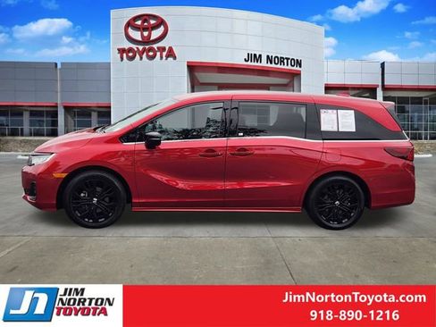 Used 2025 Honda Odyssey Sport-L image 4