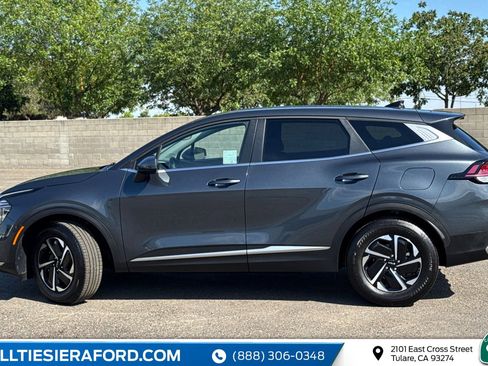 Used 2025 Kia Sportage LX FWD image 8