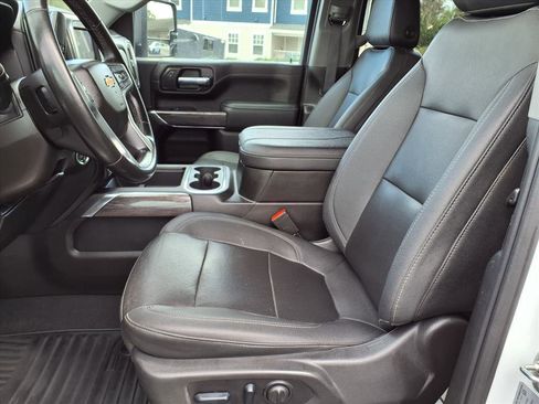 Used 2023 Chevrolet Silverado 2500 LTZ w/ LTZ Convenience Package image 12