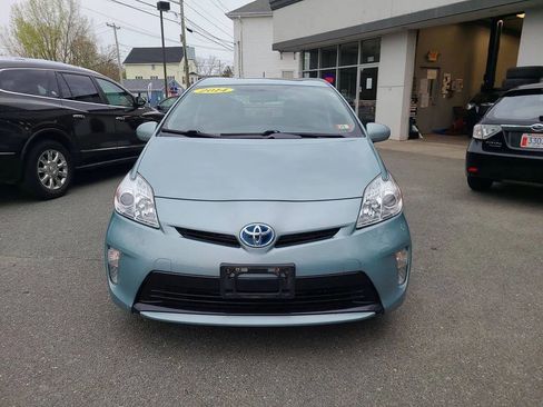 Used 2014 Toyota Prius Three w/ Solar Roof Package image 5