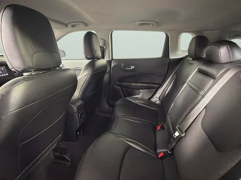 Used 2020 Jeep Compass Latitude FWD image 26