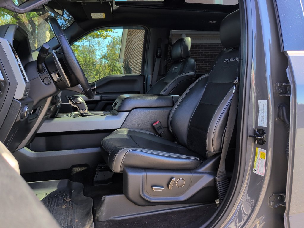 Used 2018 Ford F150 Raptor w/ Equipment Group 802A Luxury AWD/4WD image 20