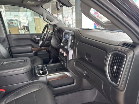 Used 2019 GMC Sierra 1500 SLT image 32