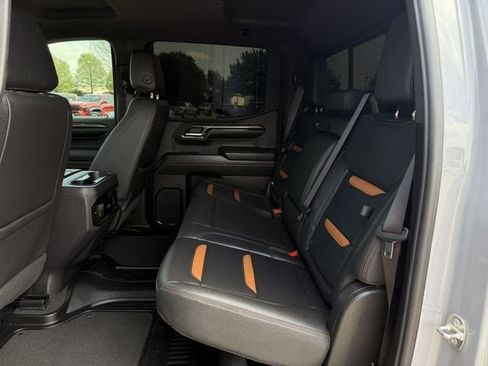 Used 2024 GMC Sierra 1500 AT4 w/ AT4 Premium Package image 29