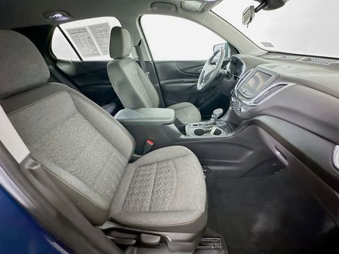 Used 2024 Chevrolet Equinox LT w/ LPO, Floor Liner Package FWD image 36