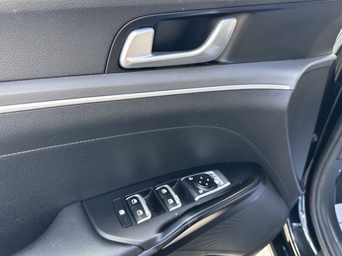 Used 2023 Kia K5 GT-Line image 5