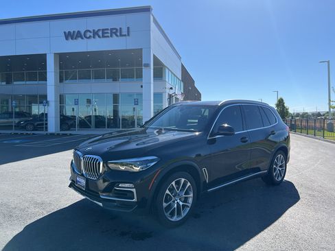 Used 2019 BMW X5 xDrive40i w/ Premium Package 2 AWD/4WD image 1
