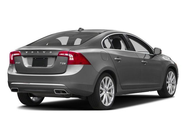 Used 2018 Volvo S60 T5 Inscription FWD image 2