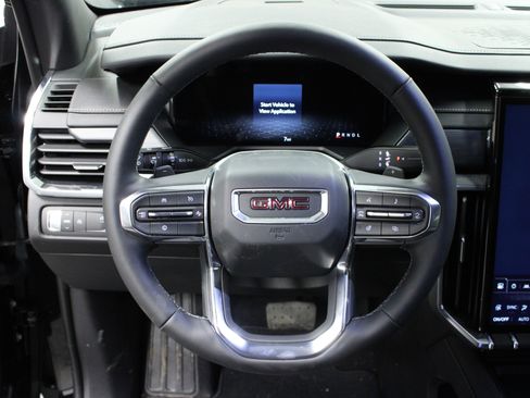 New 2025 GMC Acadia Elevation FWD image 18