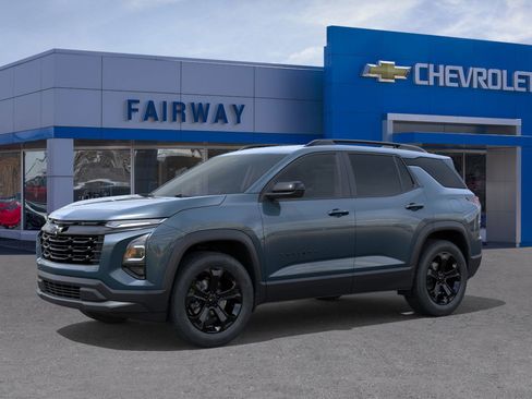 New 2026 Chevrolet Equinox LT image 2