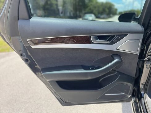 Used 2011 Audi A8 4.2 AWD/4WD image 32