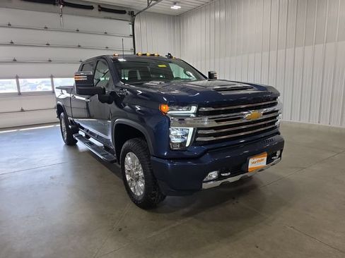 Used 2022 Chevrolet Silverado 3500 High Country w/ Safety Package II AWD/4WD image 10