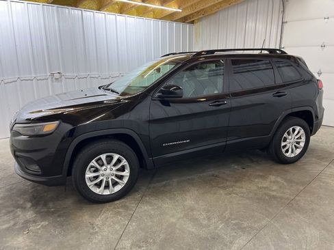 Used 2022 Jeep Cherokee Latitude Lux image 4