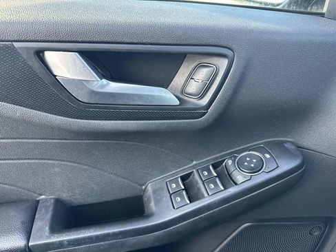 Used 2023 Ford Escape ST-Line image 15