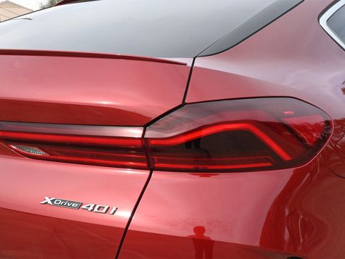 Used 2023 BMW X6 xDrive40i w/ Luxury Seating Package image 22