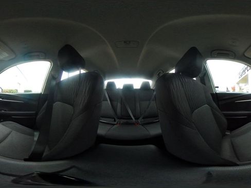 Used 2025 Toyota Camry LE image 42