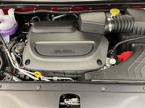 New 2026 Chrysler Pacifica Select image 17