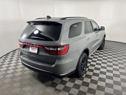 Used 2022 Dodge Durango SXT image 7