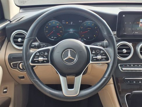 Used 2021 Mercedes-Benz GLC 300 4MATIC image 29