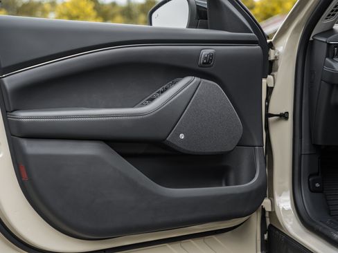 New 2025 Ford Mustang Mach-E Premium image 35