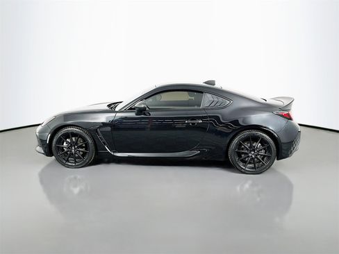 Used 2024 Toyota GR86 Premium image 4