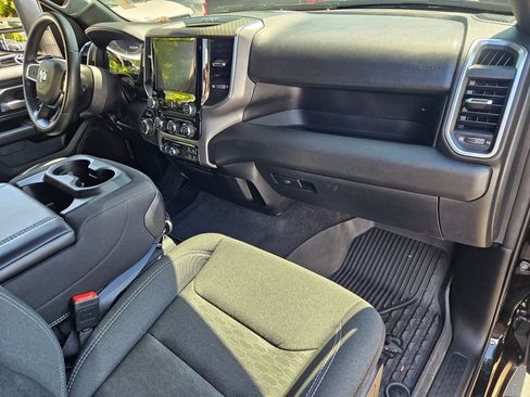 Certified 2025 RAM 1500 Big Horn w/ Trailer Tow Group AWD/4WD image 17