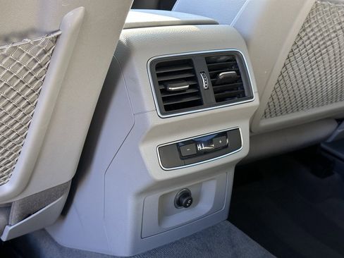 Used 2019 Audi Q5 2.0T Premium w/ Convenience Package image 23