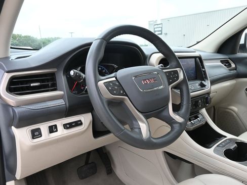 Used 2023 GMC Acadia Denali AWD/4WD image 18