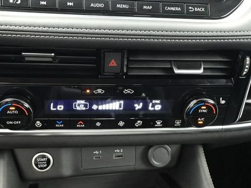 Used 2023 Nissan Rogue SL w/ SL Premium Package FWD image 35