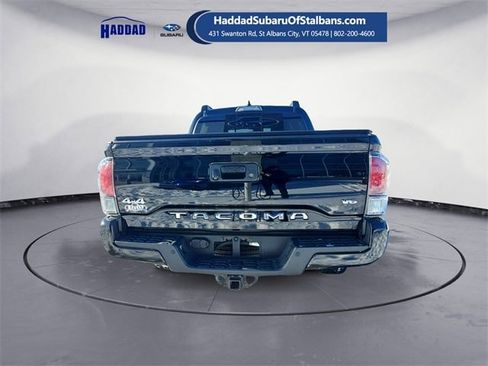 Used 2023 Toyota Tacoma Limited image 4