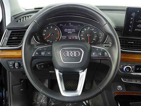 Used 2023 Audi Q5 2.0T Premium w/ Convenience Package image 27