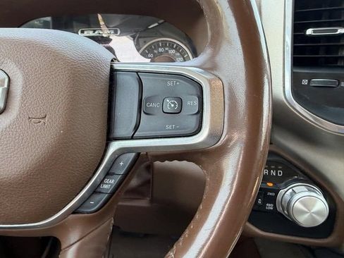Used 2021 RAM 1500 Laramie AWD/4WD image 11