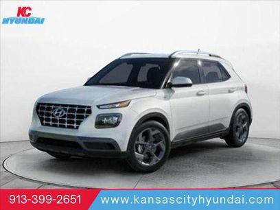 New 2025 Hyundai Venue SEL