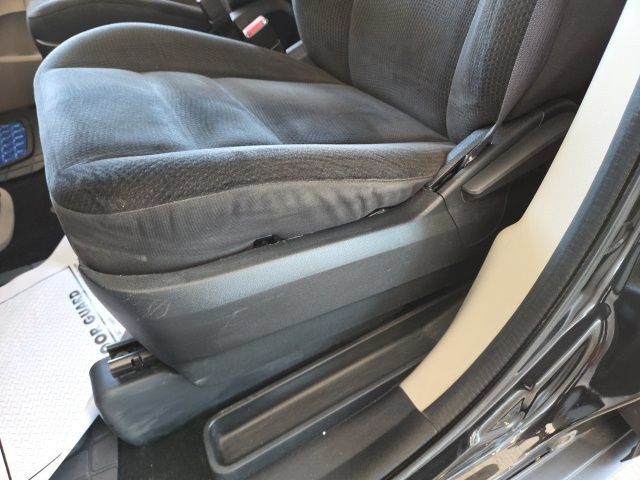 Used 2017 Dodge Grand Caravan SE w/ Power Window Group FWD image 38