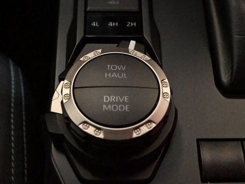 Certified 2025 Toyota Tacoma TRD Sport image 11