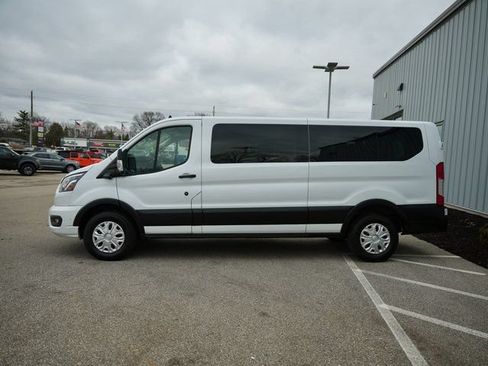 Used 2023 Ford Transit 350 XLT RWD image 4