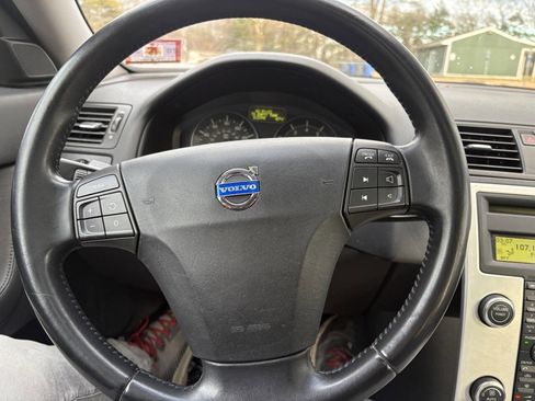 Used 2011 Volvo S40 T5 image 16