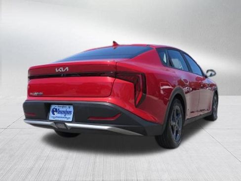 Used 2025 Kia K4 FWD image 3