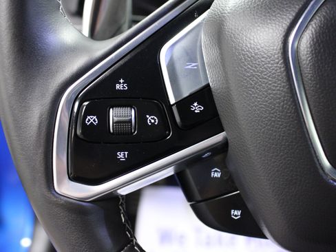 Used 2024 Chevrolet Corvette Stingray Preferred Conv w/ Z51 Performance Package RWD image 18