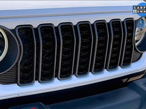 Used 2024 Jeep Gladiator Rubicon w/ Convenience Group image 27