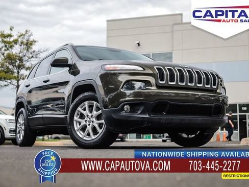 Used 2015 Jeep Cherokee Latitude w/ Comfort/Convenience Group AWD/4WD image 1