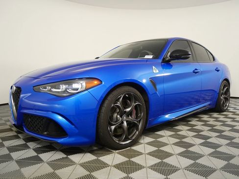 Used 2024 Alfa Romeo Giulia Quadrifoglio w/ Active Assist Plus Package image 10