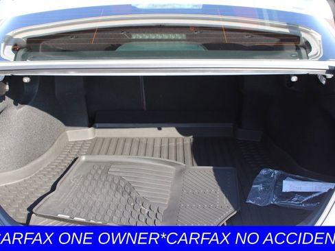 Used 2020 Toyota Camry XSE image 10