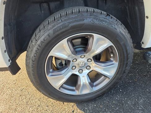 Used 2021 RAM 1500 Laramie AWD/4WD image 30