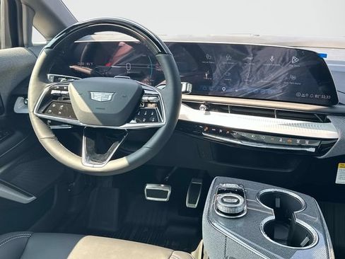 New 2027 Cadillac Optiq Sport w/ LPO, Floor Liner Package AWD/4WD image 2