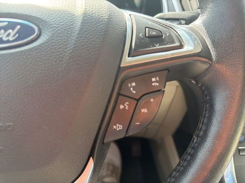 Used 2019 Ford Edge Titanium w/ Equipment Group 301A AWD/4WD image 16