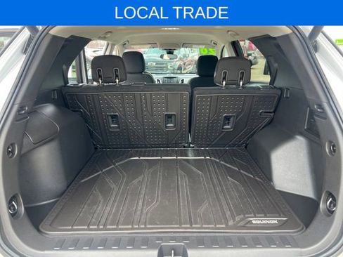 Used 2020 Chevrolet Equinox LT image 18