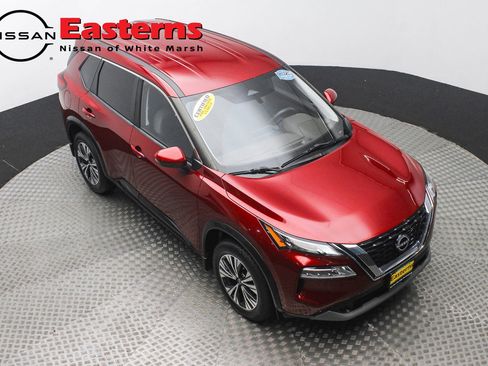 Used 2022 Nissan Rogue SV AWD/4WD image 3