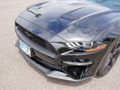 Used 2021 Ford Mustang Coupe w/ Equipment Group 101A RWD image 21