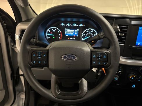 New 2026 Ford F250 XL w/ XL Chrome Package image 12